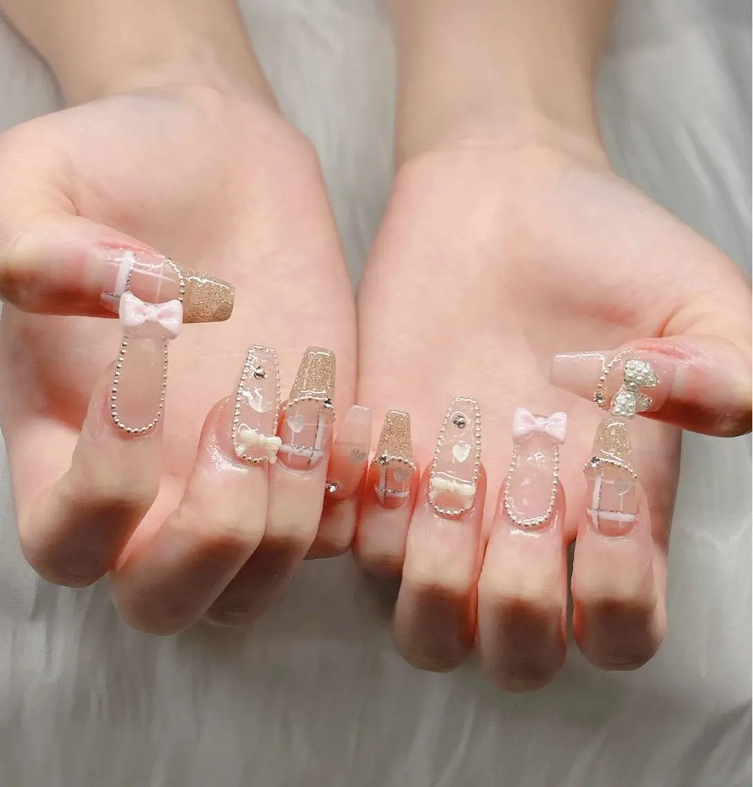 ネイル ハンドネイル Lee Nailsのネイルデザイン
