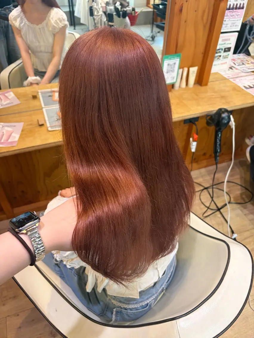 セミロング カラー ヘアアレンジ ベージュカラー ブリーチ ピンクカラー ピンクベージュ ヘアカラー 【韓国ヘア/透明感 カラー】makotoのヘアスタイル