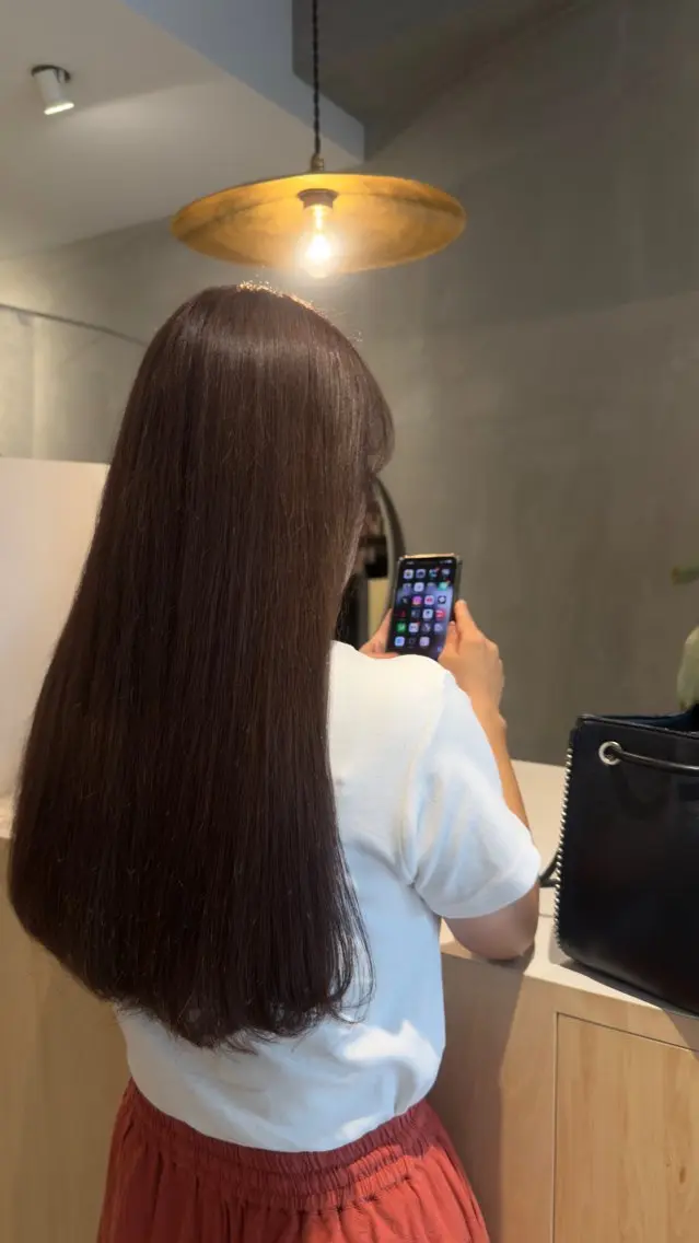 ロング 都築 菜美のヘアスタイル
