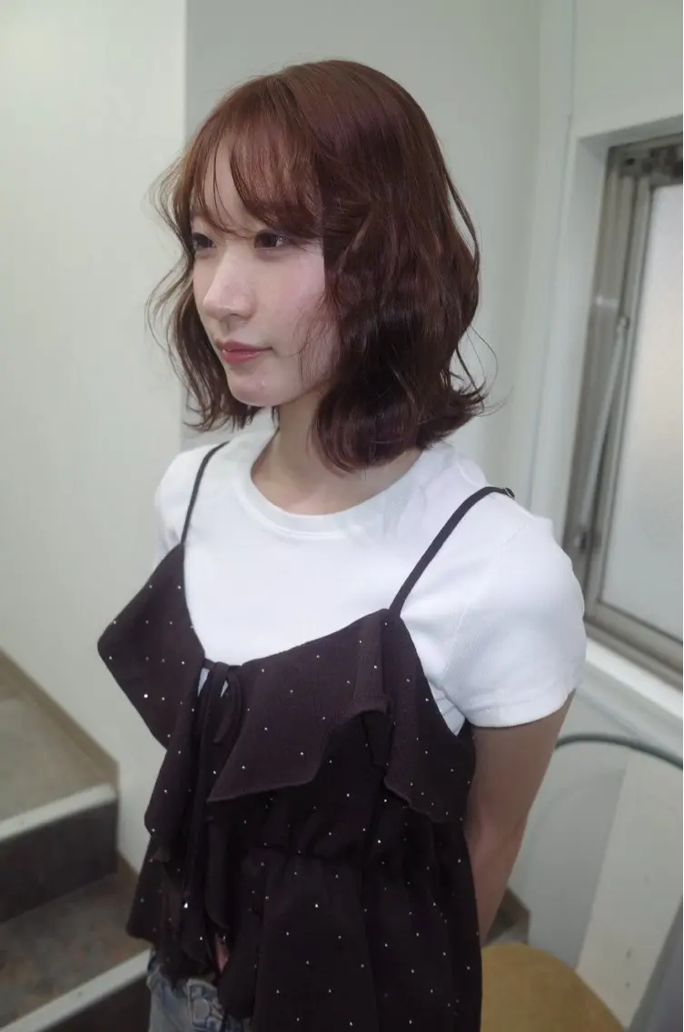 ショート カラー ブラウンカラー 透明感カラー ダブルカラー ヘアカラー トリートメント Momoka🪷 /ハイトーンのヘアスタイル