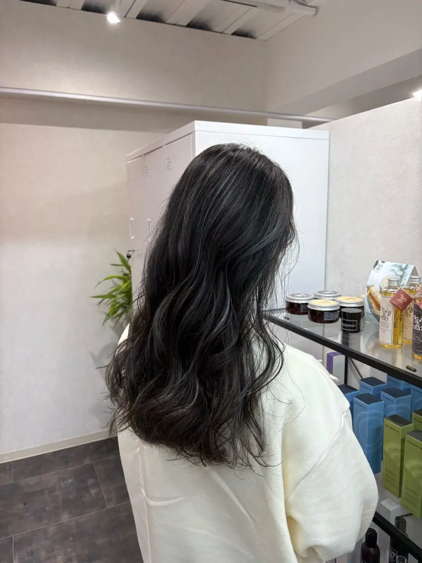 ロング ハイライト ヘアカラー haku【津久野店】 ERIKAのヘアスタイル