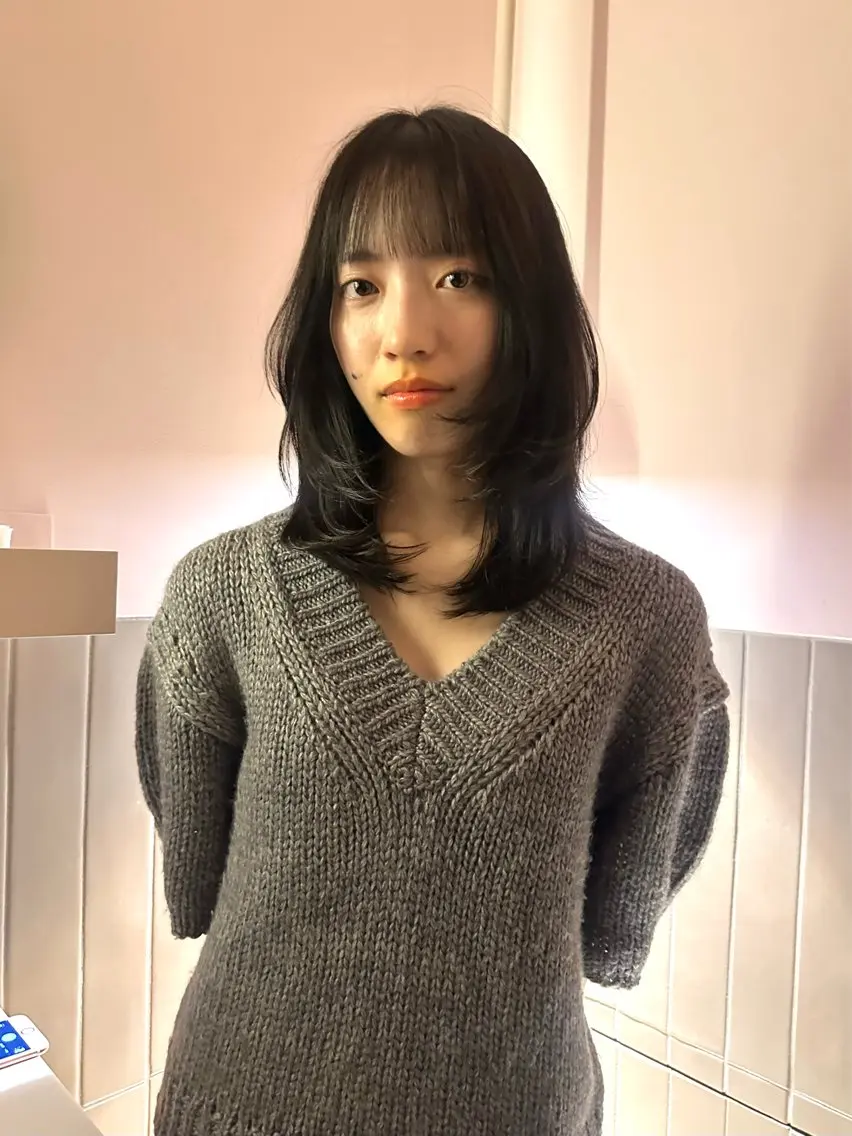 ミディアム 羽柴 優杏のヘアスタイル