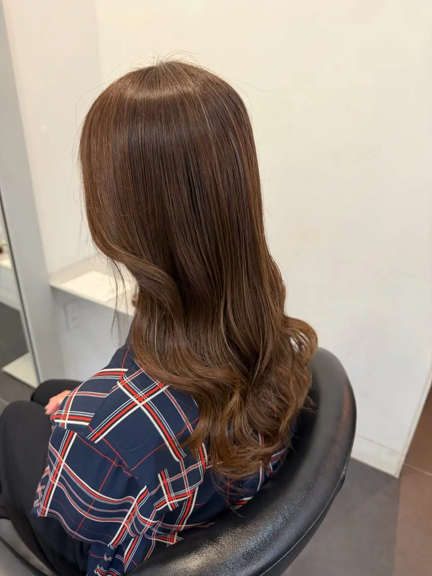 セミロング 顔周りカット レイヤーカット カット 細井 勇吹のヘアスタイル