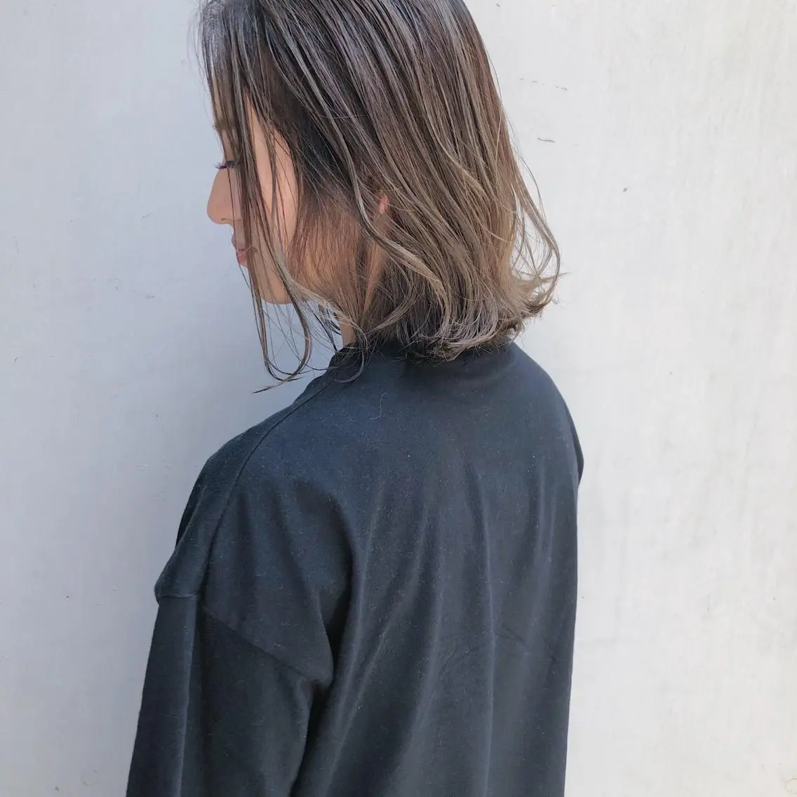 ショート カラー ブリーチ ハイライトカラー ハイライト ヘアカラー トリートメント 山中 直輝のヘアスタイル
