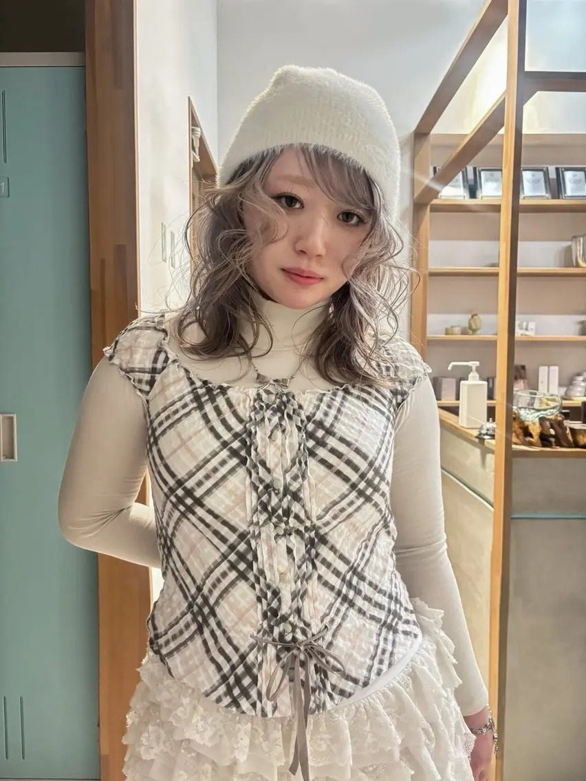 カラー ハイトーンカラー yuna☘️ 名古屋のヘアスタイル