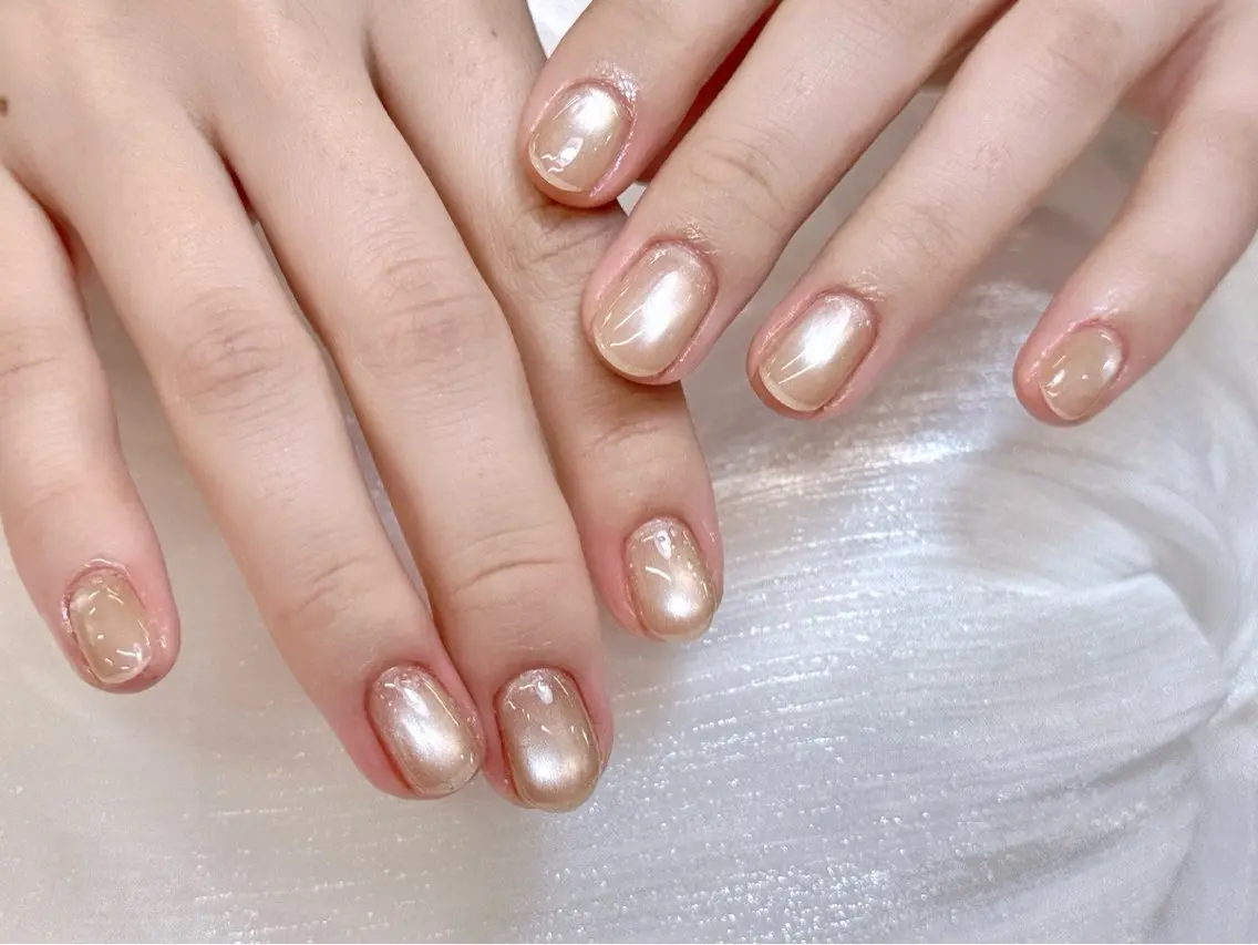 ネイル チークネイル 成人式 フレンチネイル グラデーション 氷ネイル・うるうるネイル ハンドネイル 陳 美希のネイルデザイン