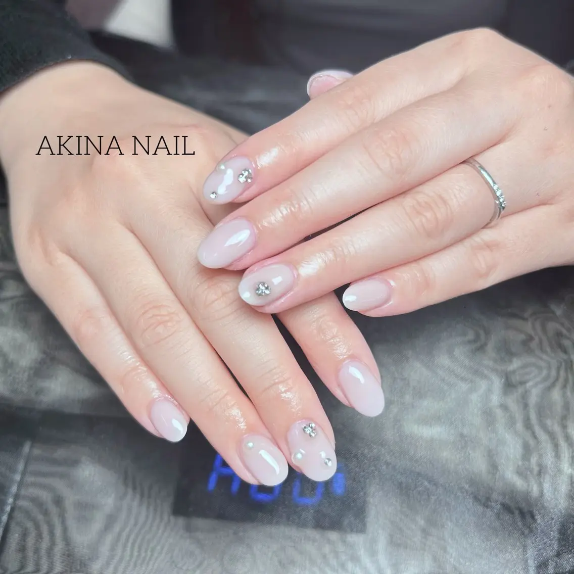 ミディアム ハンドネイル ハンドケア Akina Nail 亀戸のネイルデザイン