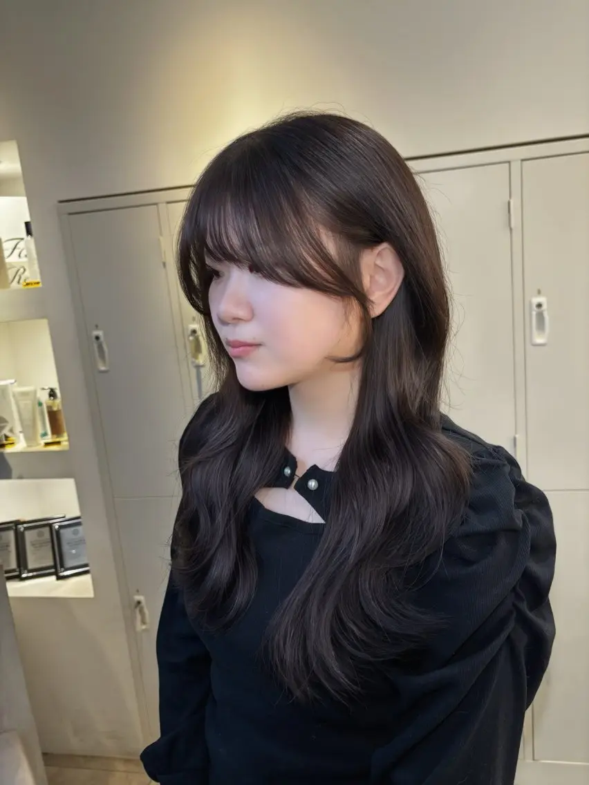 ロング 顔まわりレイヤー レイヤーカット カット ヘアカラー トリートメント 🍀祥吾🍀レイヤー ✨透明感カラー✨のヘアスタイル
