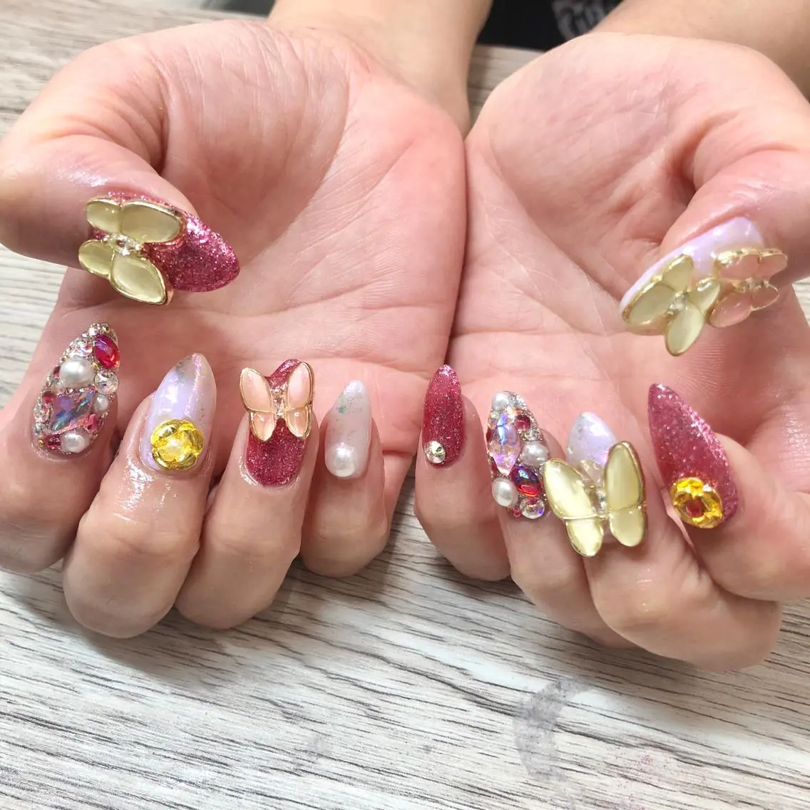 ネイル キラキラネイル ハンドネイル フットネイル 🎀AYAKO 🎀中韓ネイルのネイルデザイン