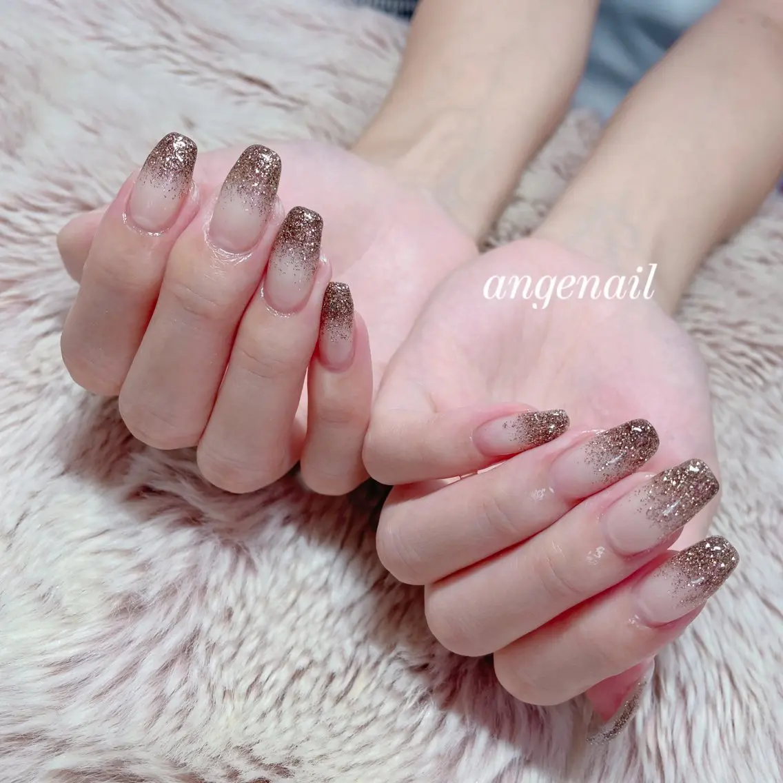 ネイル ハンドネイル オーナーネイリスト MAKIのネイルデザイン