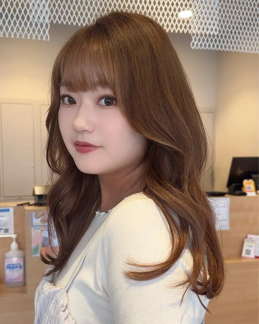 セミロング 鈴木 舞のヘアスタイル
