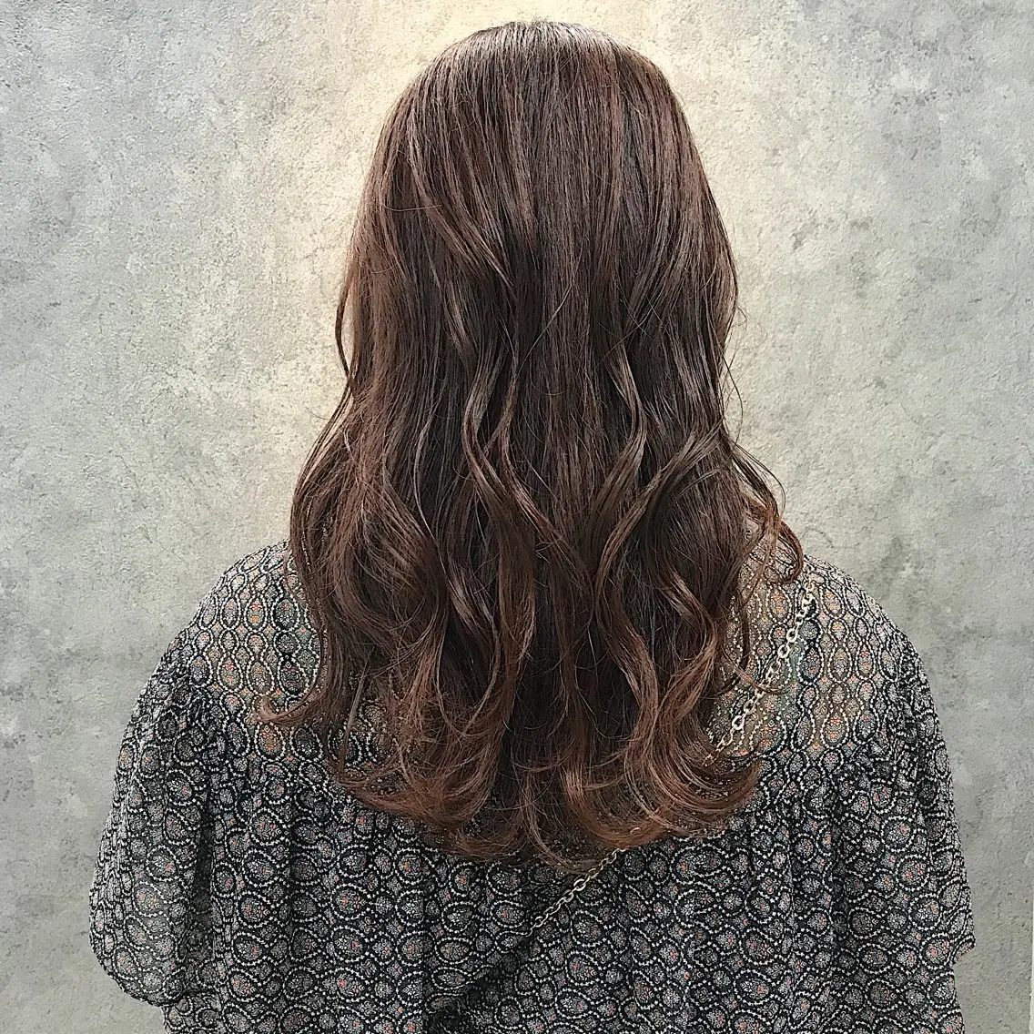 セミロング 韓国風ヘア レイヤーカット カット ヘアカラー トリートメント 所渉/韓国レイヤー /ウルフカットのヘアスタイル