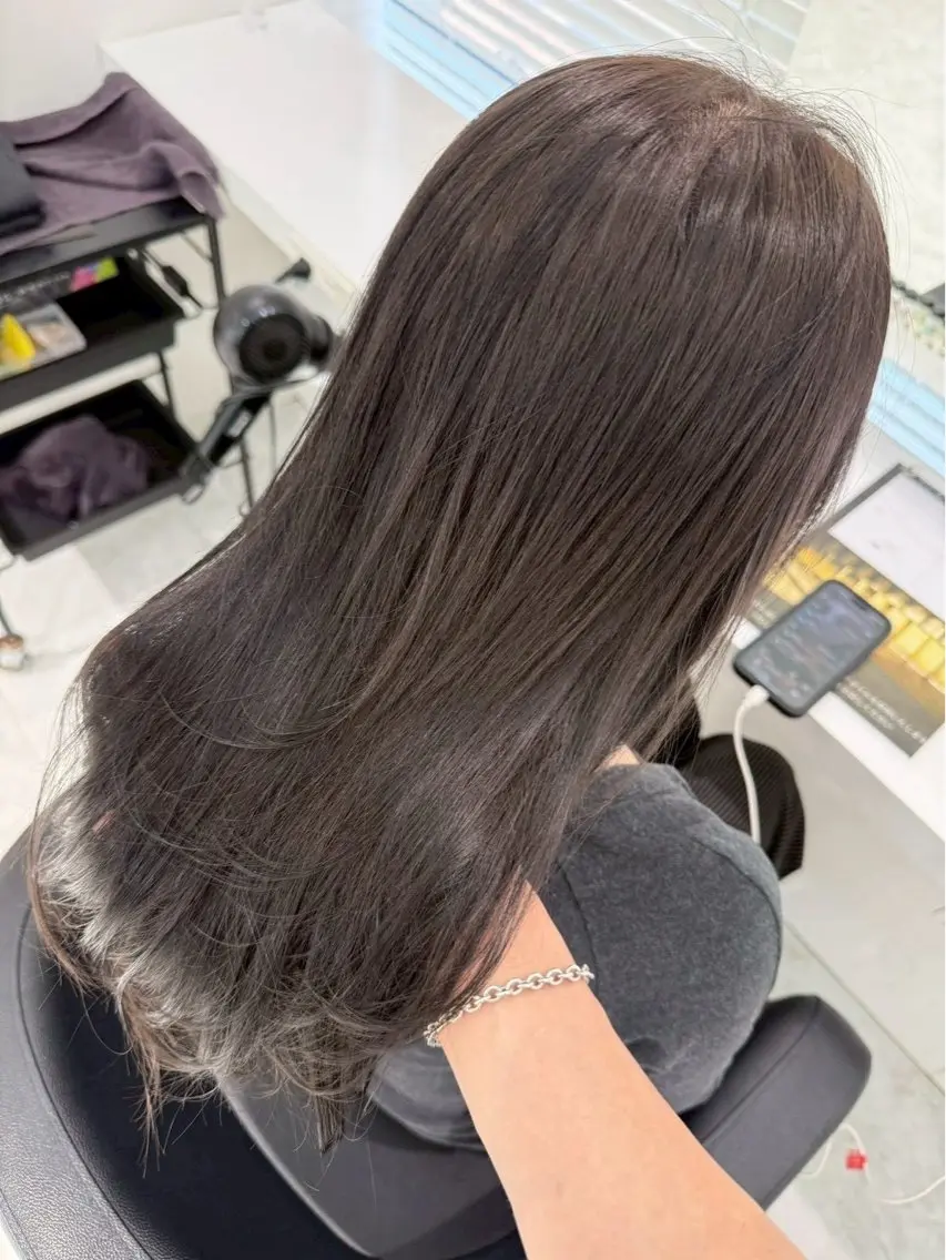 ロング カラー ヘアアレンジ 艶髪グレージュ🩶 maharuのヘアスタイル