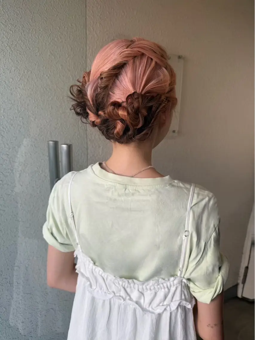 ミディアム ヘアアレンジ ヘアセット siki kaedeのヘアスタイル