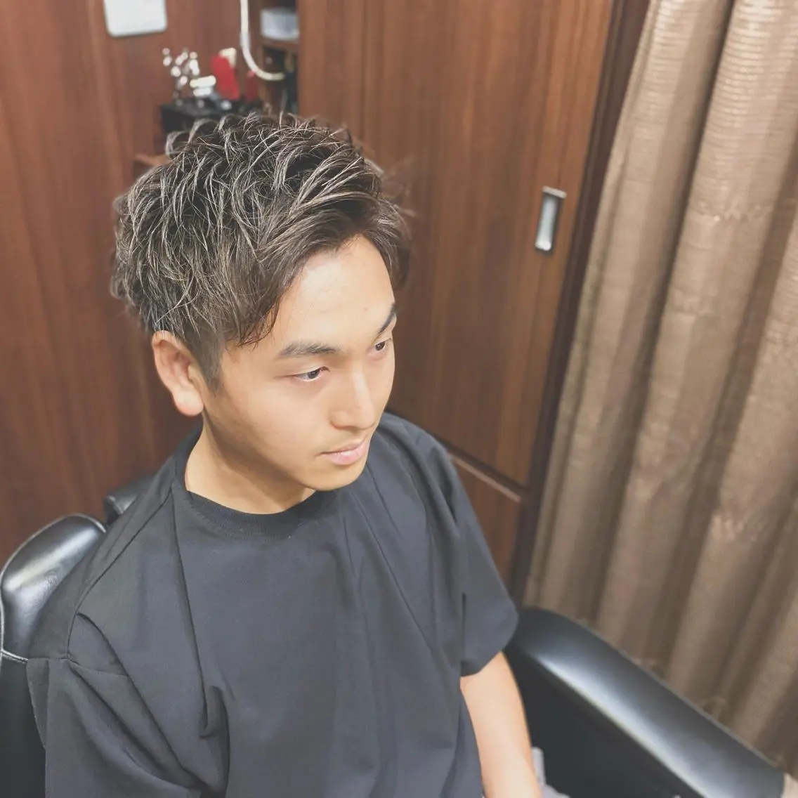 ショート ショートヘア 岡崎 海人のヘアスタイル