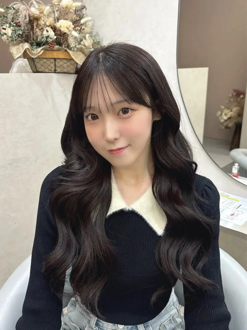 ロング カラー シールエクステ くびれヘア エクステ 顔周りカット 髪質改善 新宿/韓国風レイヤー /エクステ/YUTOのヘアスタイル