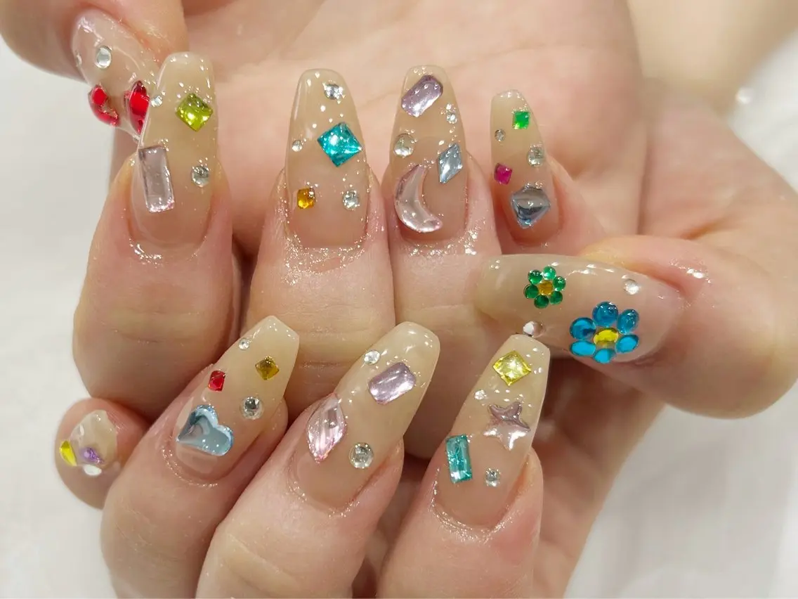 【オフ無】大人気メニュー🌟マグネットやフラッシュも可👍💕パーツ付け放題🎀¥6,800の写真