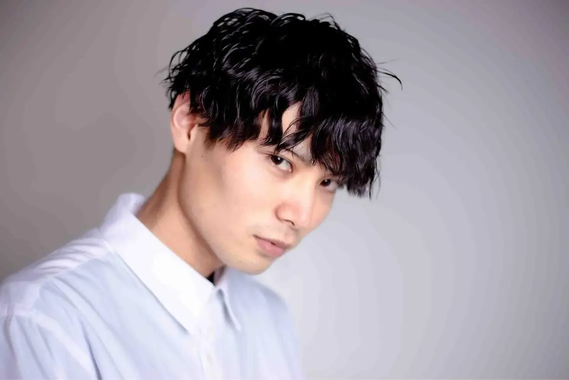 パーマ メンズ カネコ ユウキのヘアスタイル
