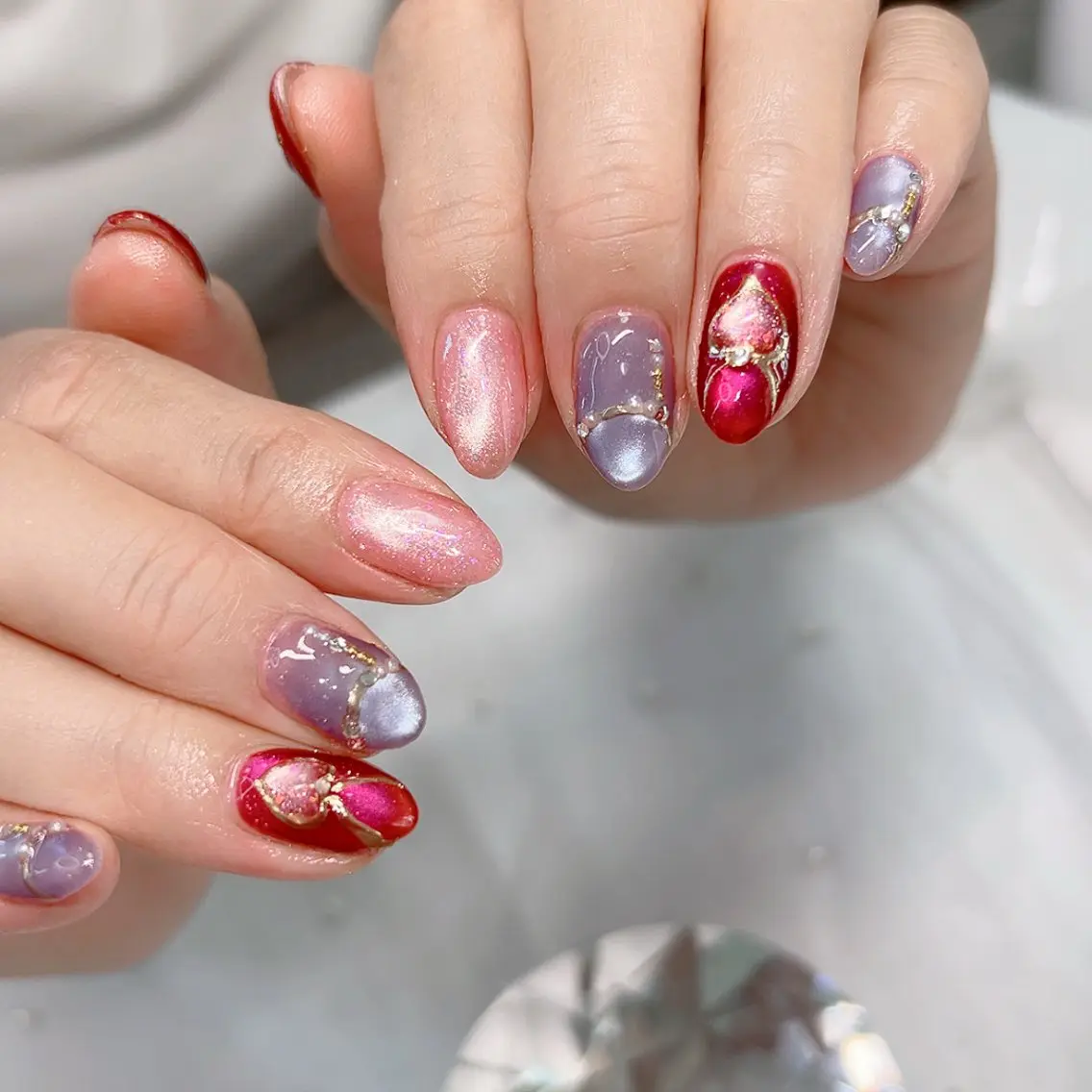 ネイル オーロラネイル ミラーネイル オフィスネイル ワンカラーネイル シンプルネイル Cute Tips nailのネイルデザイン