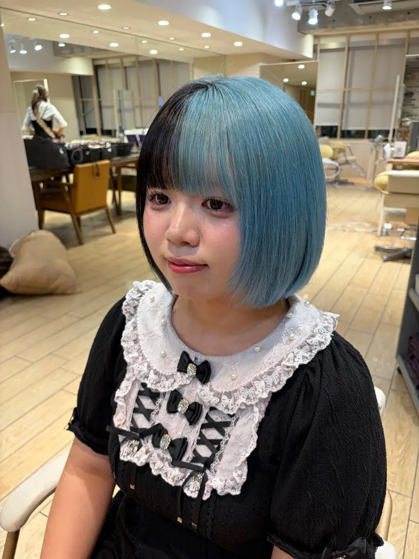 カラー 久保 柚奈のヘアスタイル