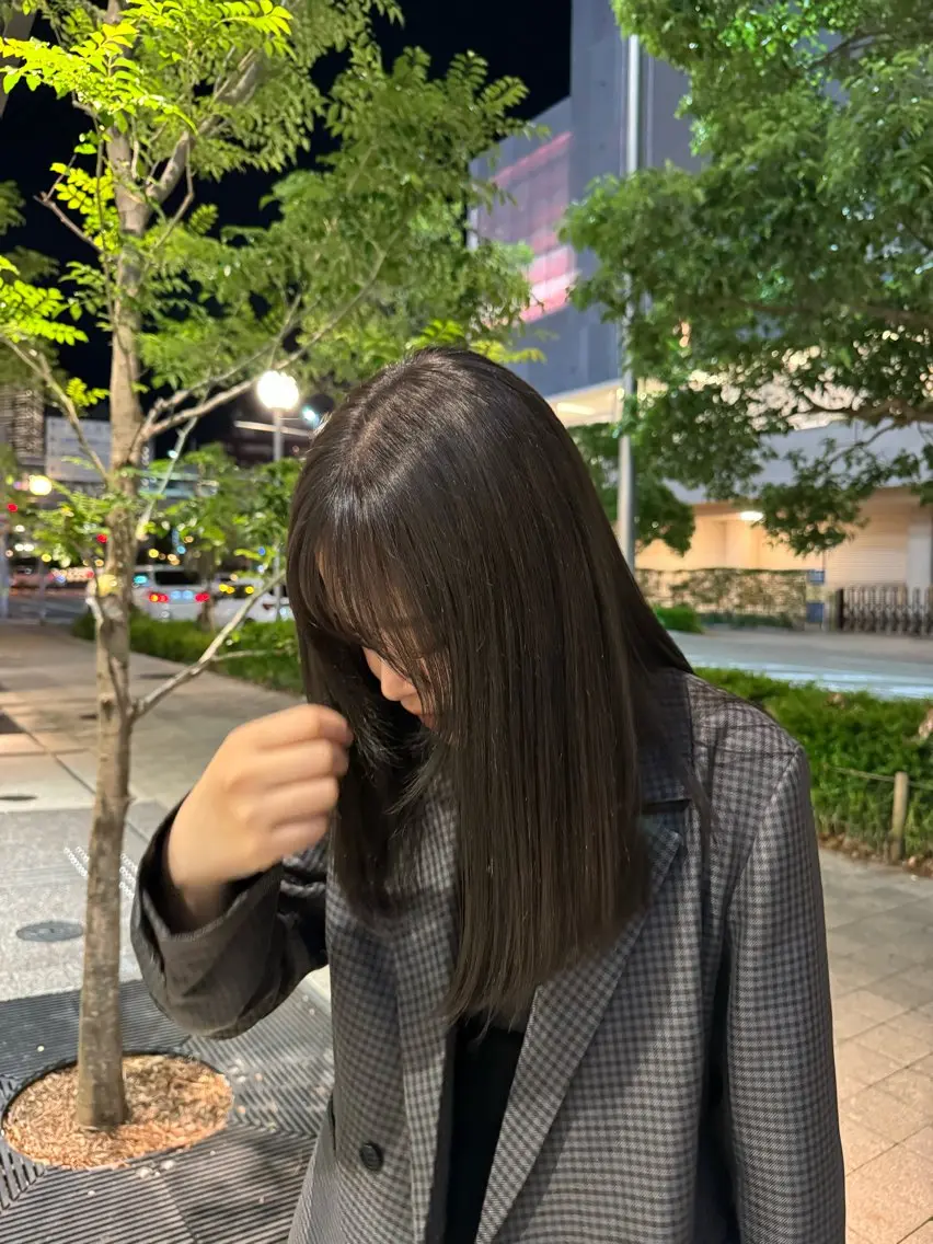 ミディアム 林 美佑のヘアスタイル
