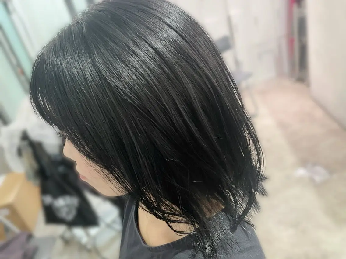 ミディアム カラー ミディアムレイヤー レイヤーカット カット ヘアカラー mitchy モデル様募集中♪のヘアスタイル
