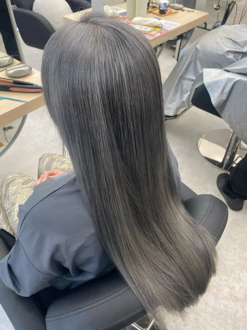 ロング カラー カット ヘアカラー EIGHT 札幌 👶🏼AiRI💋のヘアスタイル