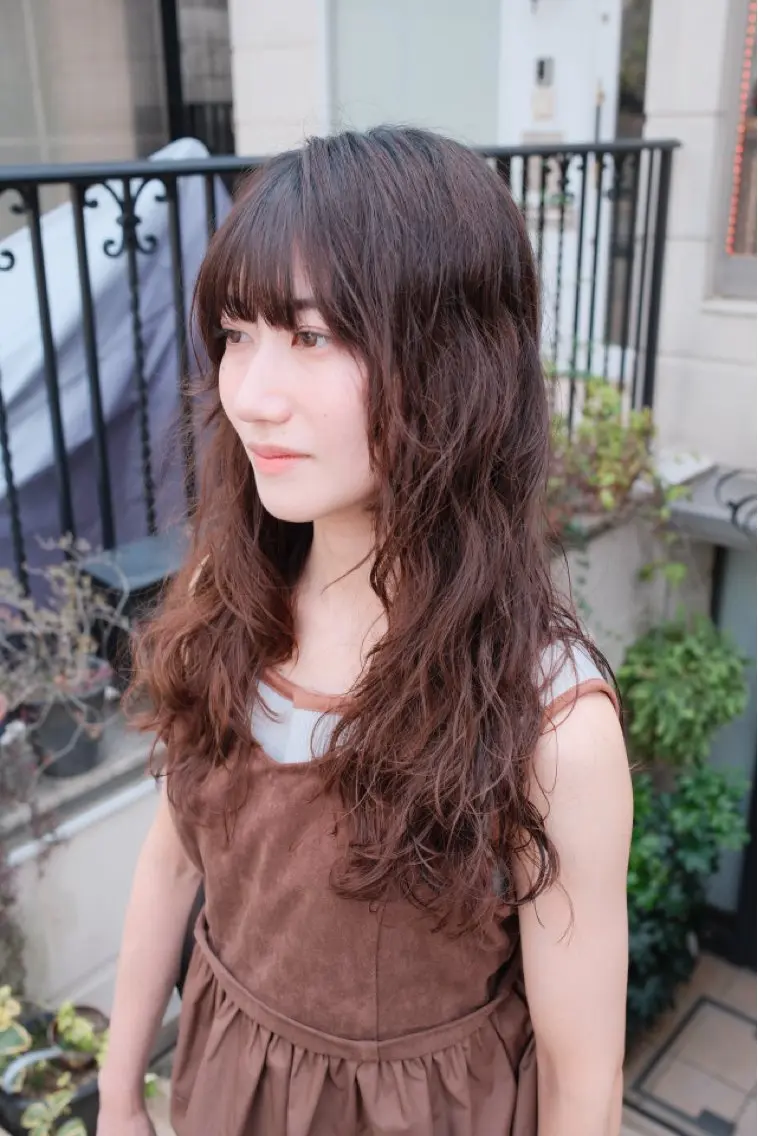 ロング カラー パーマ ブリーチ ボルドーカラー レッドカラー ボブ トリートメント カット パーマ 【お洒落パーマ】 Elme　肥塚康汰郎のヘアスタイル