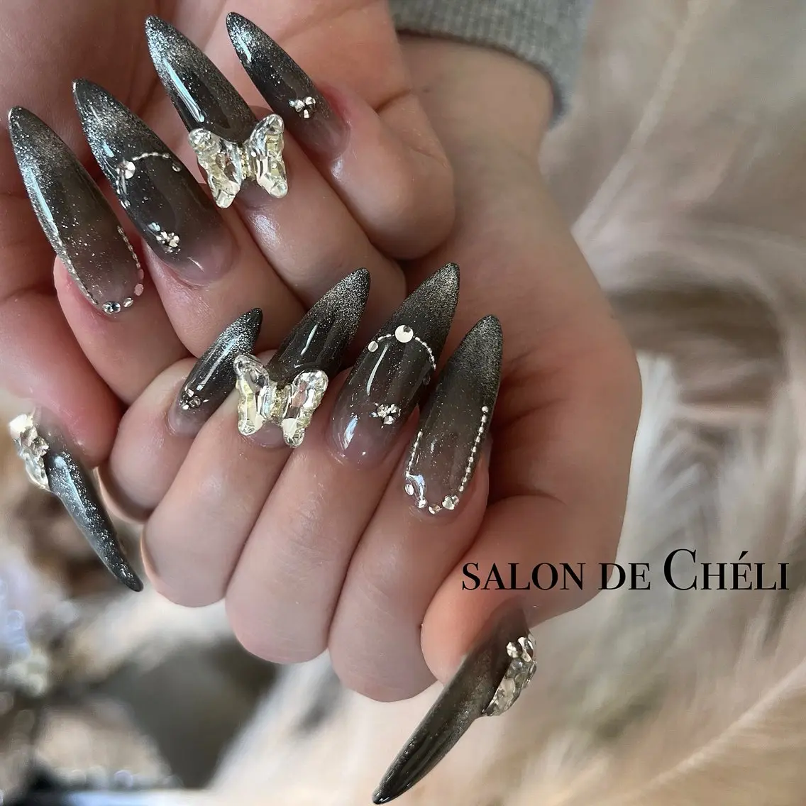 ネイル ワンホンネイル ハンドネイル salon de Cheliのネイルデザイン