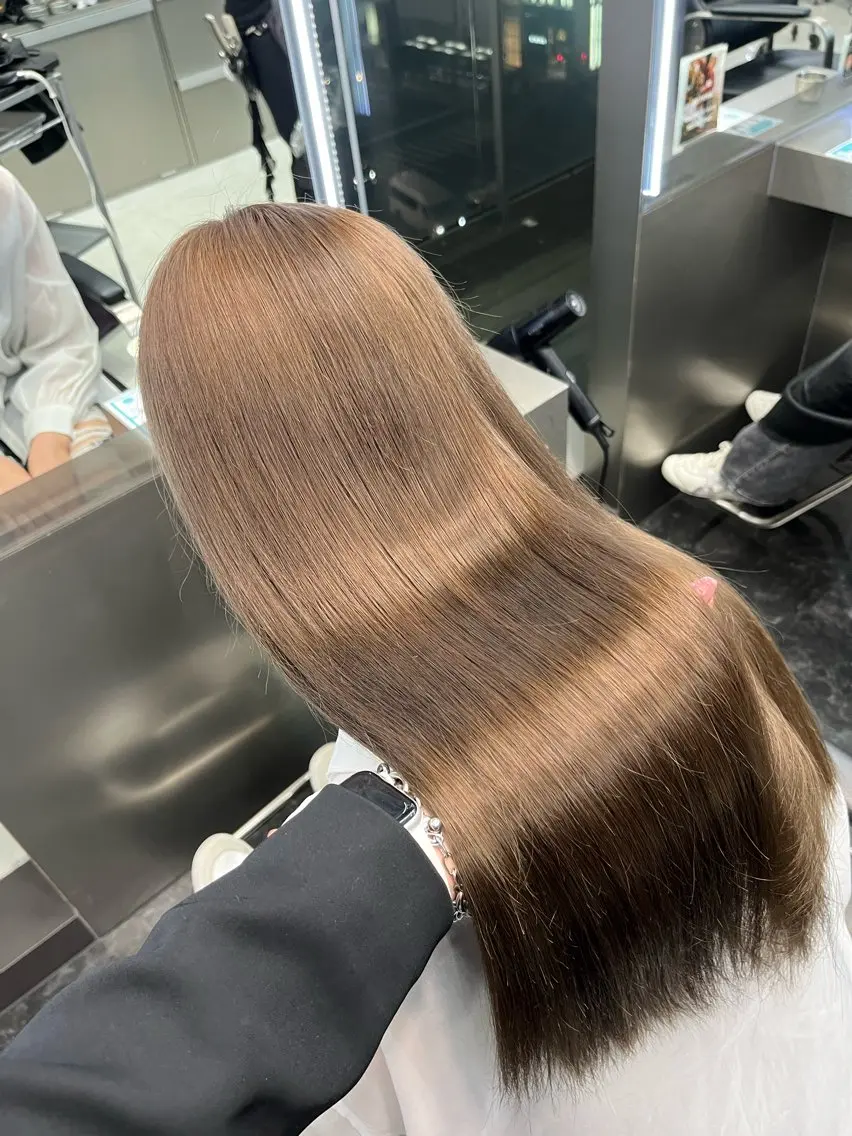 セミロング カラー ヘアアレンジ ヘアカラー トリートメント ヘアセット ハイトーン/透明感 髪質改善/rinaのヘアスタイル