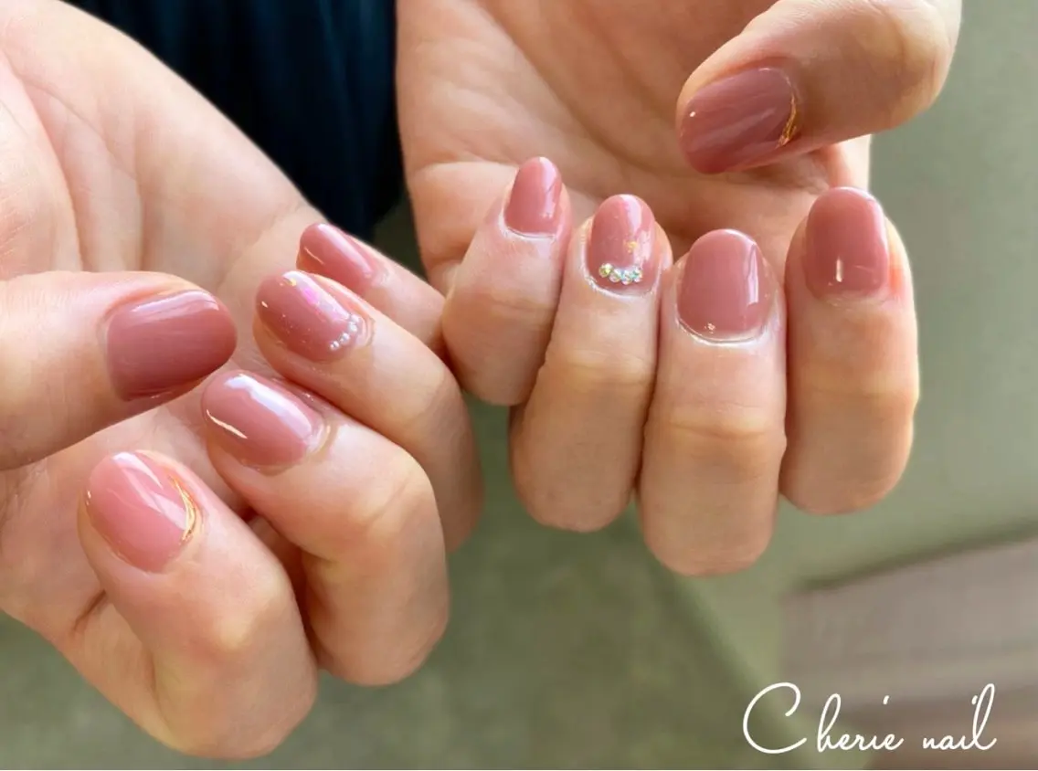 ネイル オーロラネイル ジェルネイル ミラーネイル オフィスネイル ピンク ハンドネイル Cherienail yunaのネイルデザイン