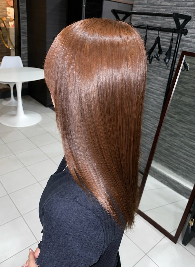 ミディアム カラー ヘアカラー 山﨑 俊介のヘアスタイル