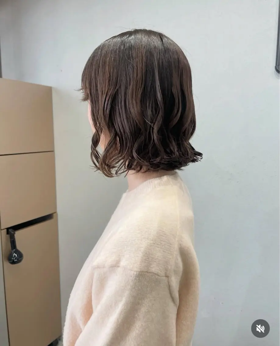 ミディアム パーマ ショートボブ/似合 わせショート/表参道のヘアスタイル