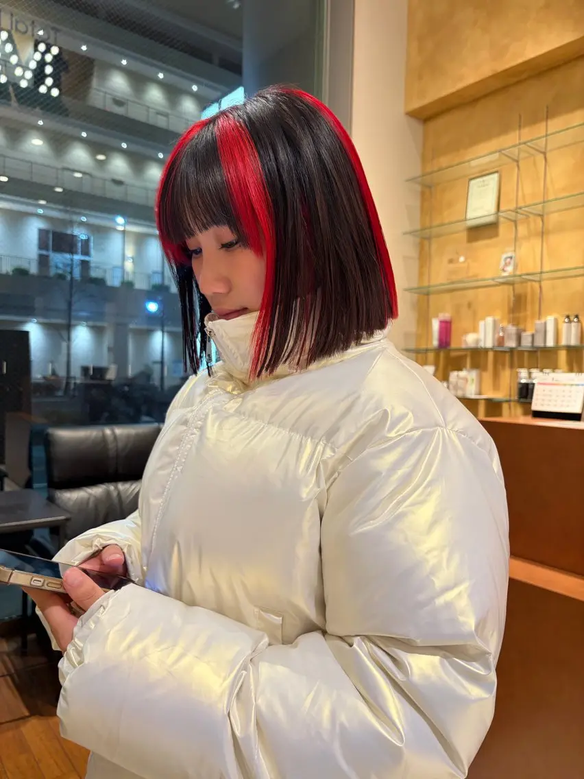 ミディアム カラー デザインカラー ヘアカラー トリートメント ルナ｜大人レイヤー /上品/透明感カラーのヘアスタイル