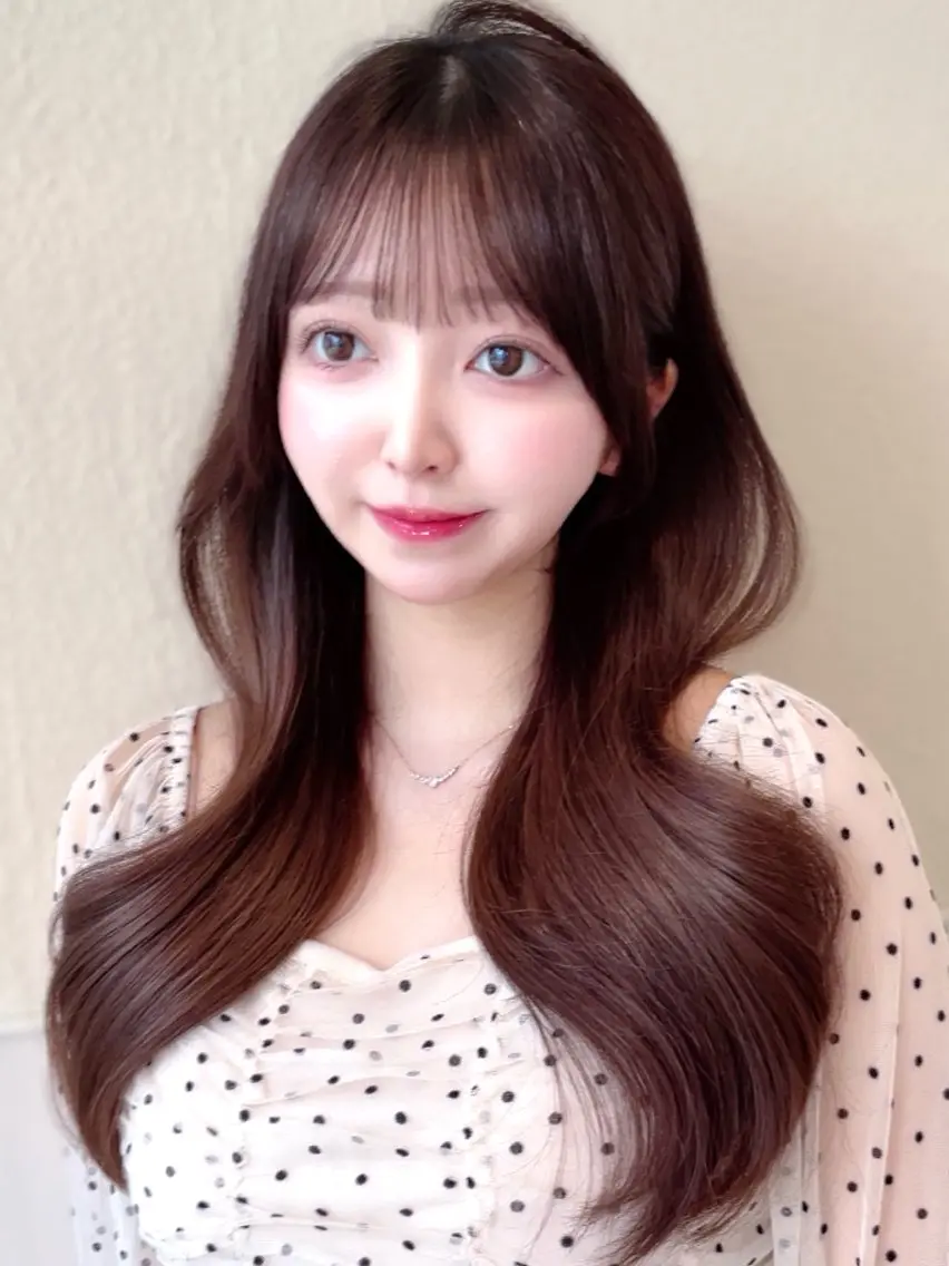 ロング カット ヘアカラー トリートメント 表参道小顔カット前髪 割れ改善クロスパーマのヘアスタイル