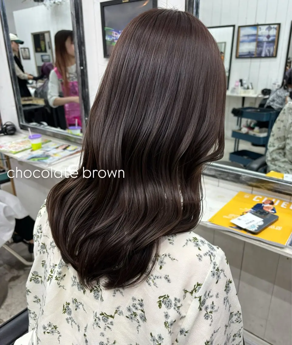 ロング カラー ヘアカラー Ann./艶髪 /レイヤーカットのヘアスタイル