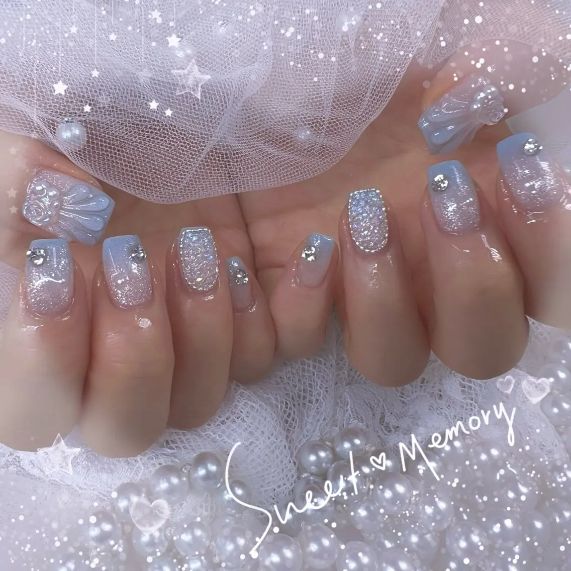 ネイル チークネイル フレンチネイル ガーリー ガラスフレンチ グラデーション ハンドネイル ハンドケア Chill Nailsalonのネイルデザイン