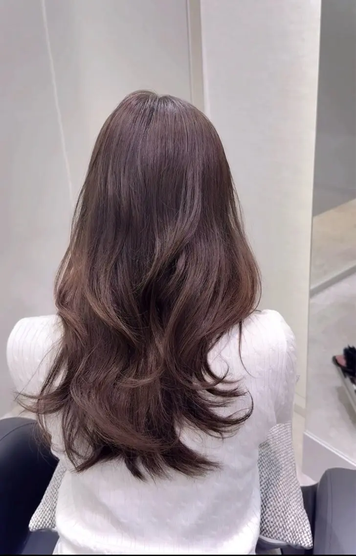 ロング カラー Arisa /アシスタントのヘアスタイル