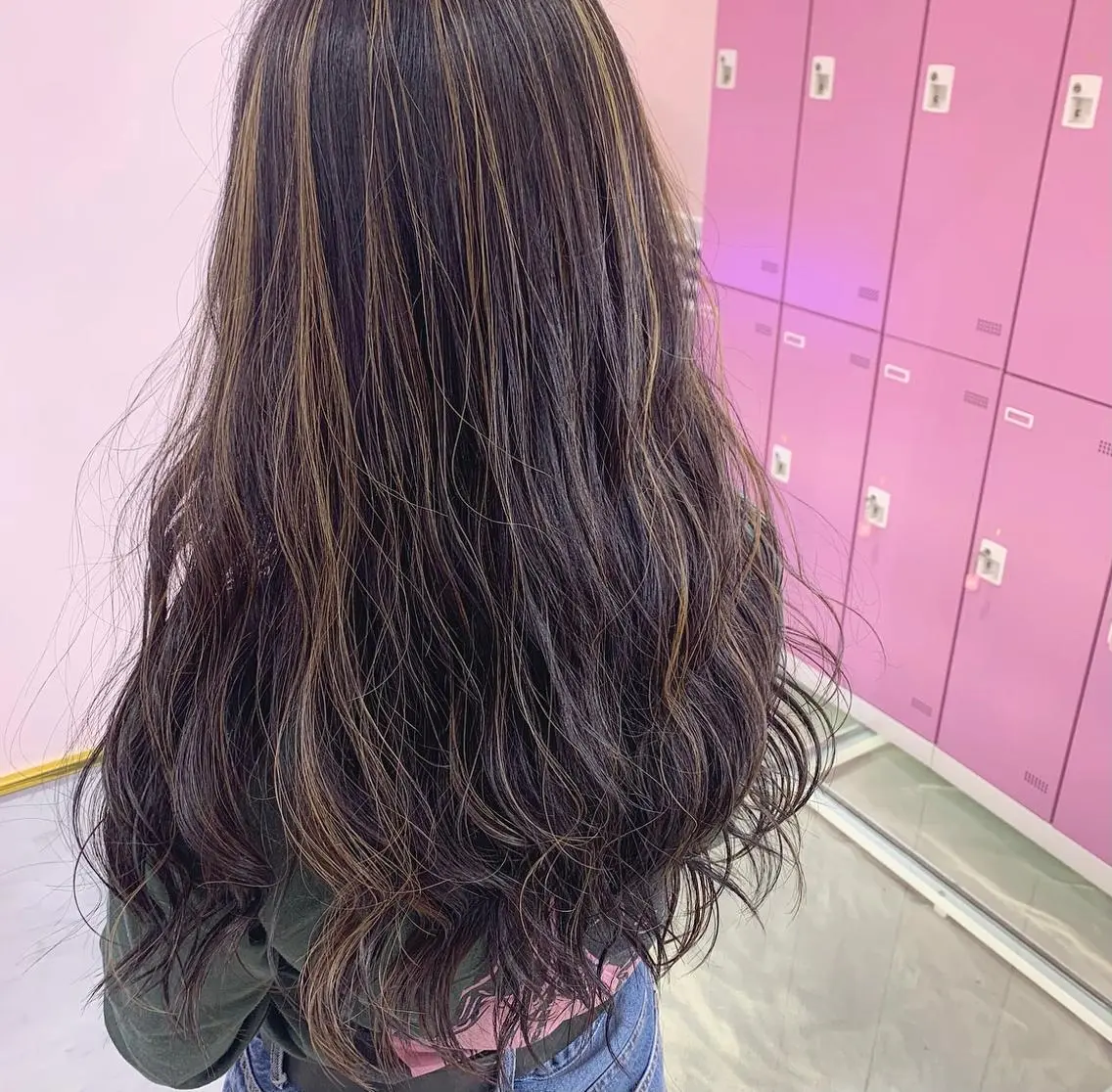 ミディアム カラー ヘアカラー トリートメント ヘアセット 🫧tatsuki 🫧“lot 横浜“のヘアスタイル