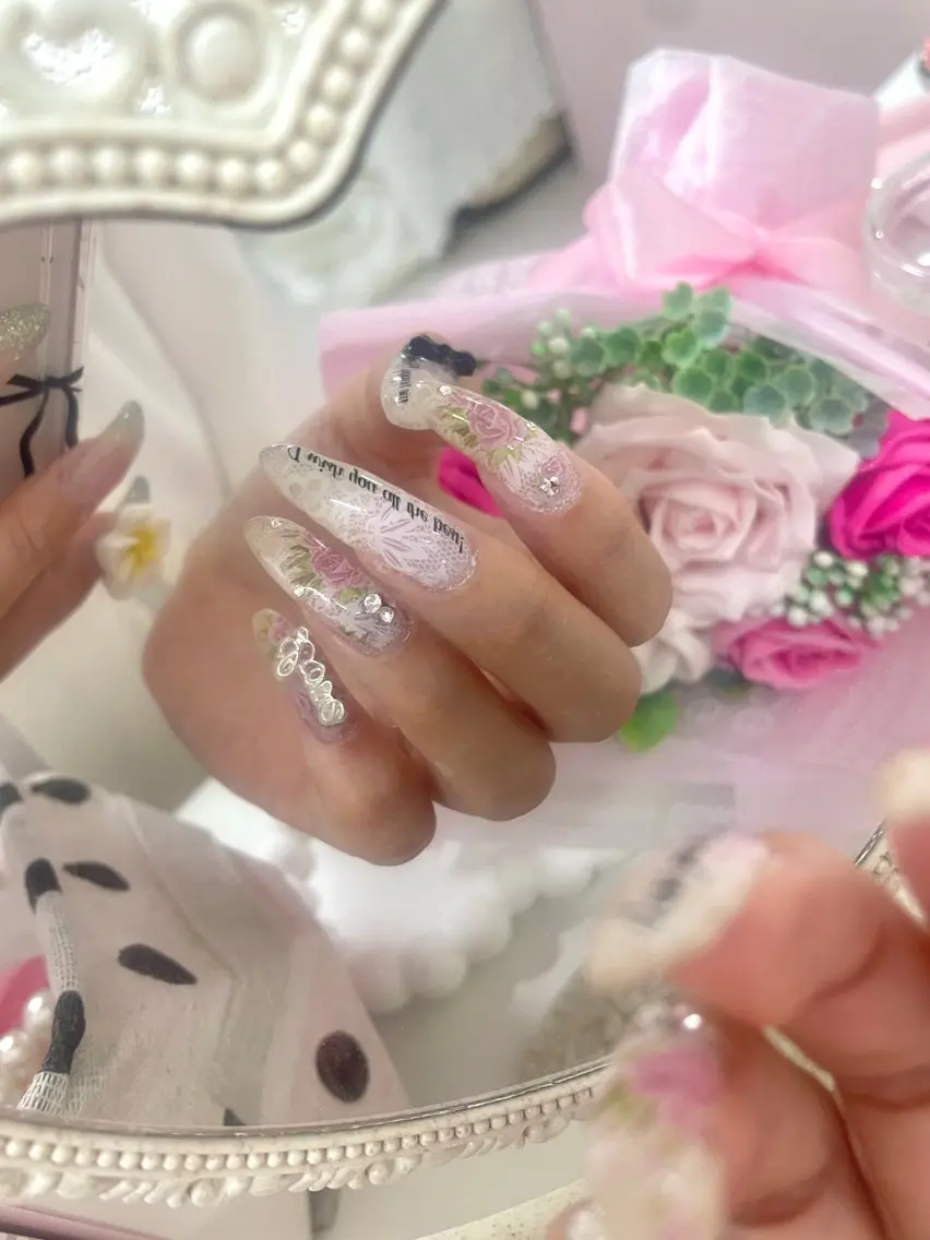 ネイル ハンドネイル Sii nail🎀 Moekaのネイルデザイン