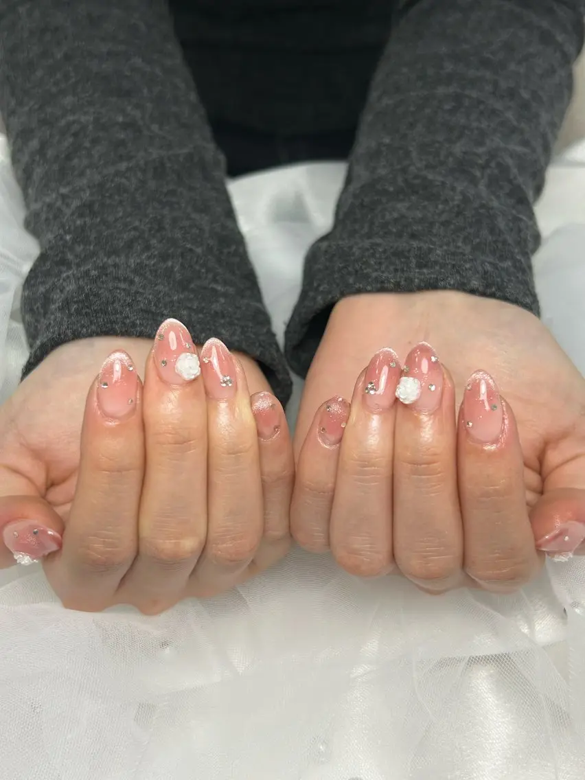 ネイル チークネイル フレンチネイル ワンホンネイル nail salon Cuoréのネイルデザイン