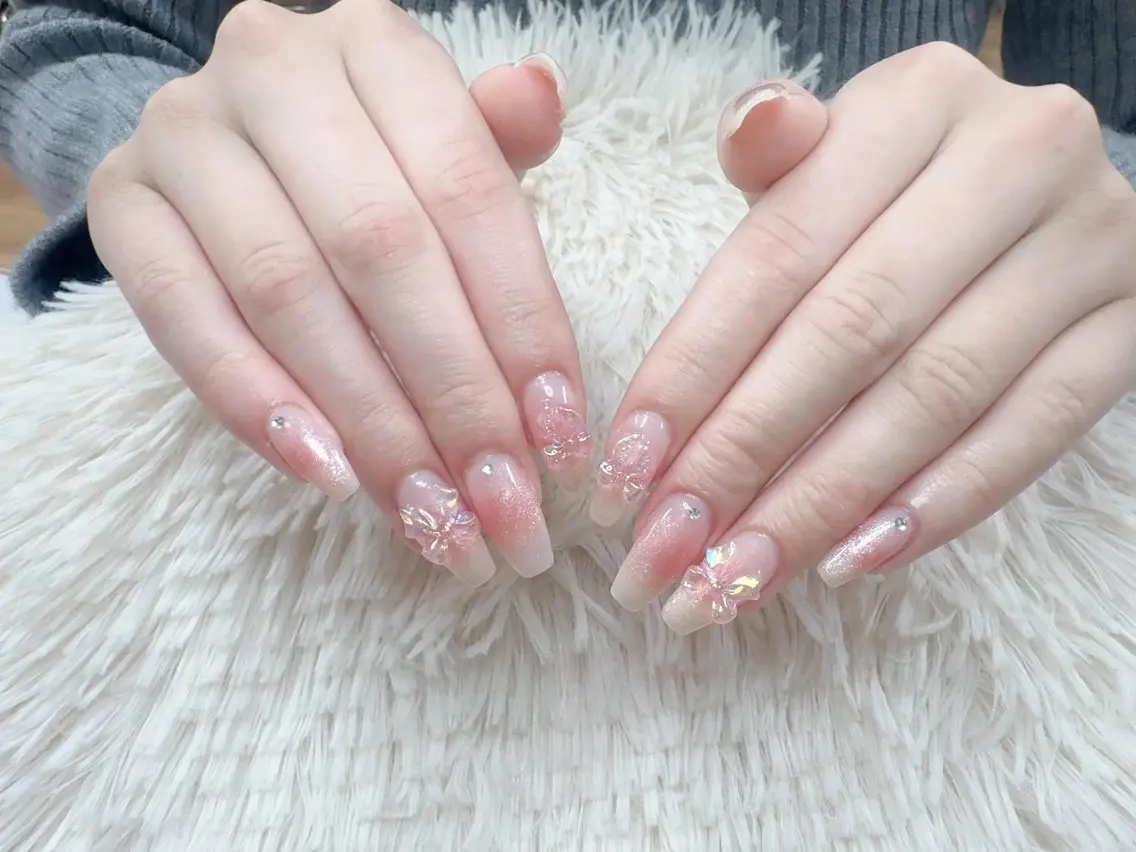 ネイル チークネイル 桜ネイル フレンチネイル ジェルネイル グラデーション ハンドネイル ハンドケア Hara Nail 【持ち込みOK】のネイルデザイン