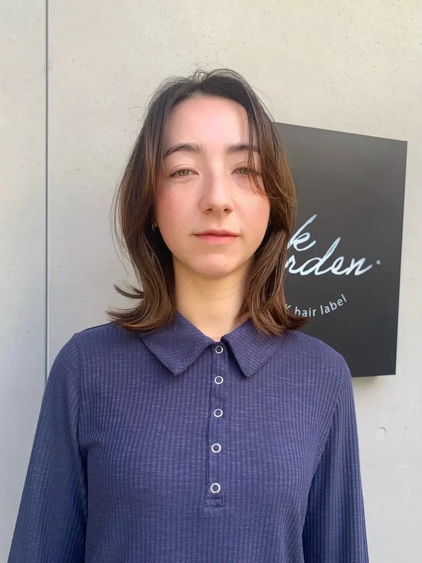 ミディアム くびれヘア 伸ばしかけ レイヤーカット カット トリートメント 細川 めぐみのヘアスタイル