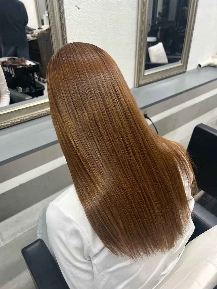 セミロング ヘアカラー ハイトーンカラー 坂本 翼のヘアスタイル