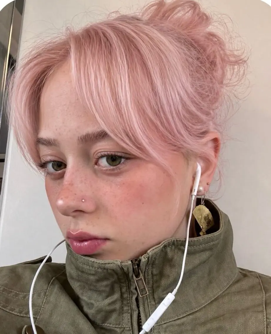 セミロング ヘアカラー momona english okのヘアスタイル
