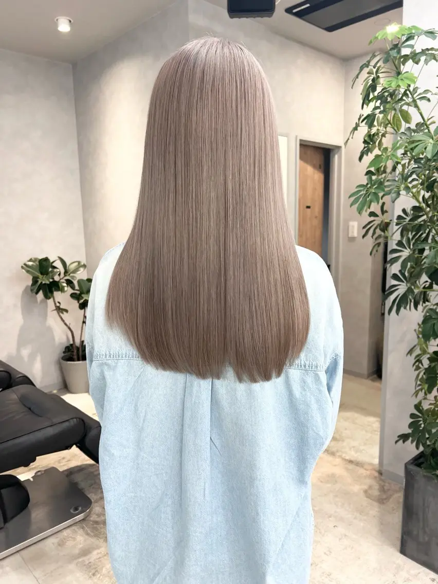 セミロング カラー ヘアカラー 竹森 鈴乃のヘアスタイル