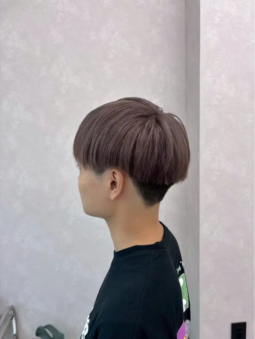 カラー 谷部 流希斗のヘアスタイル