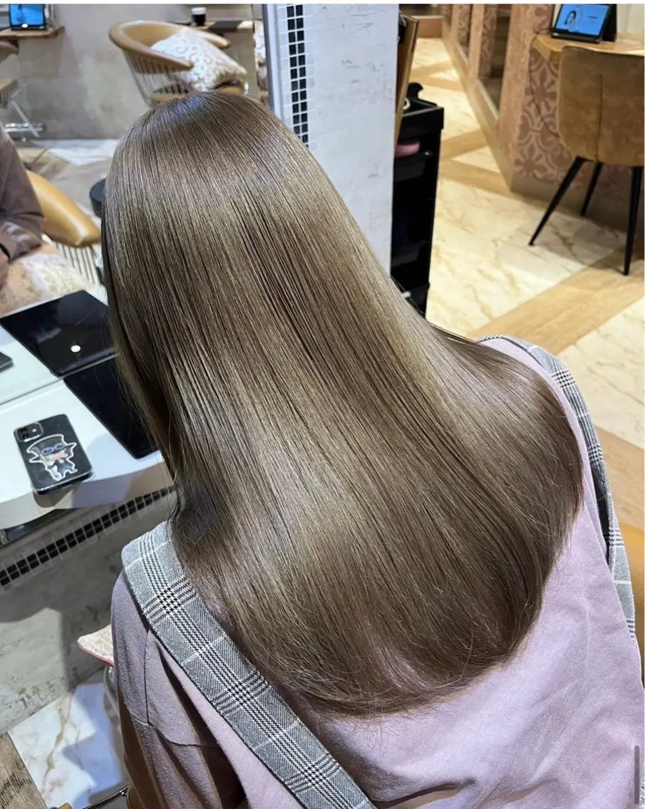 ロング カラー ❤️縮毛矯正❤️ 髪質改善❤️平野実花のヘアスタイル