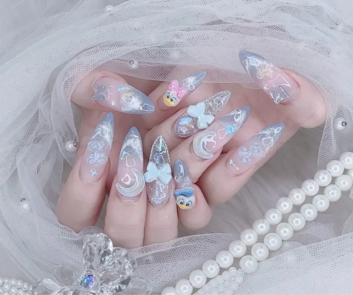 ネイル R salonのネイルデザイン