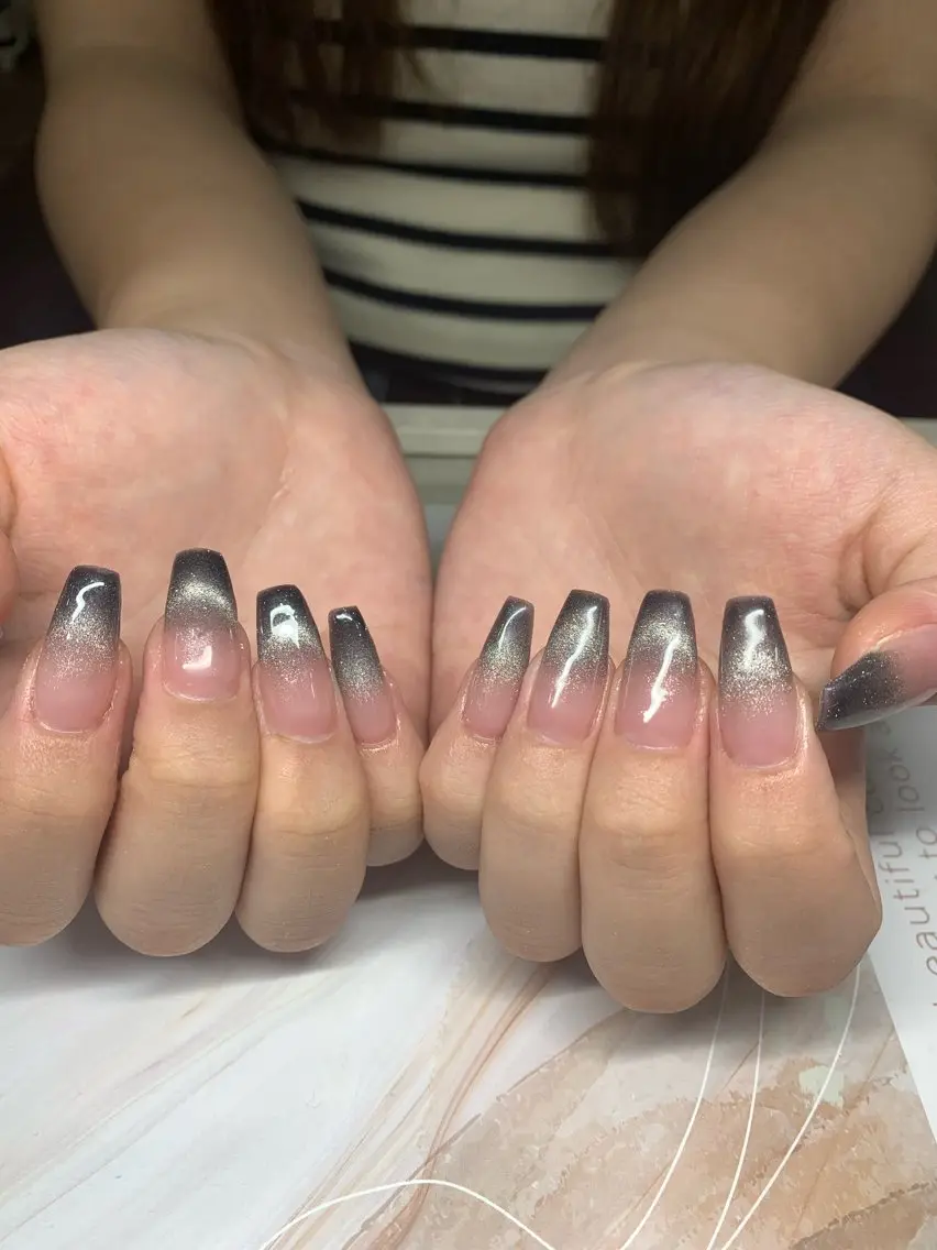 ネイル フレンチネイル ジェルネイル 韓国ネイル マグネットネイル マグネットフレンチ akina nailsのネイルデザイン